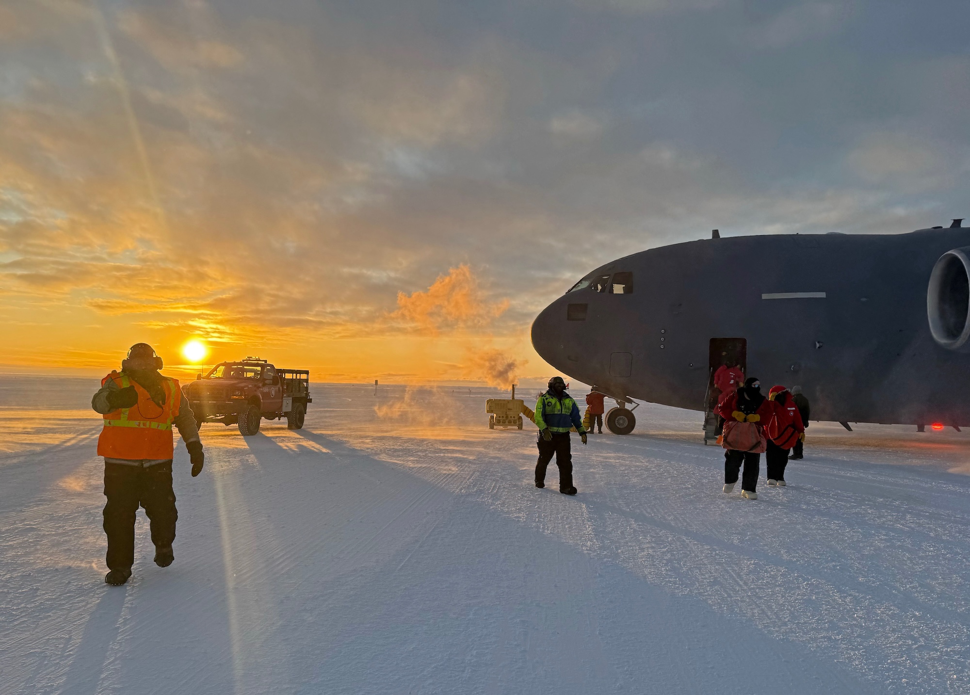 Antarctic sunset and C17